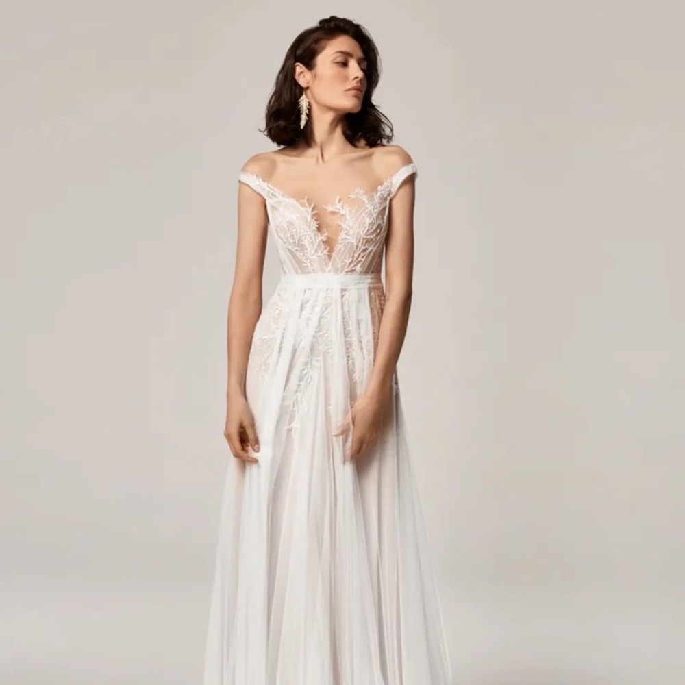 Anna Kara - River - Wedding Dress